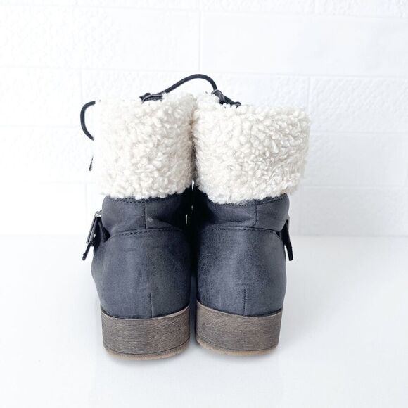 JustFab Feven Womens Lace Up Buckle Faux Fur Bootie Boots Black 5.5 - Picture 5 of 8